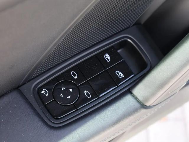 2020 Porsche 911 Carrera