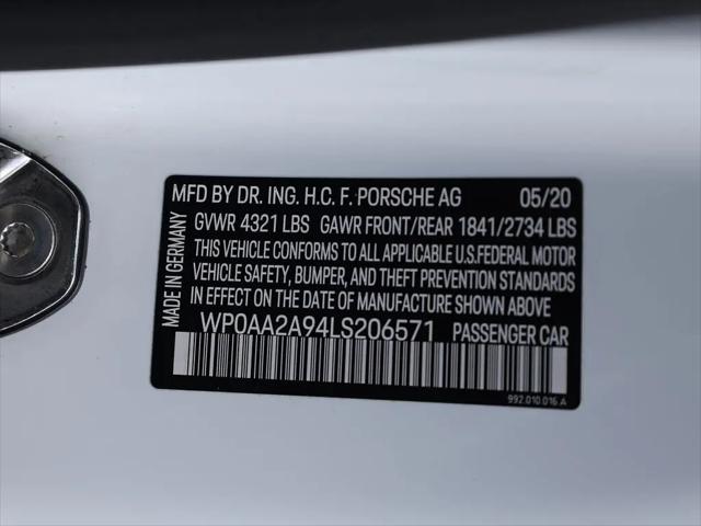 2020 Porsche 911 Carrera