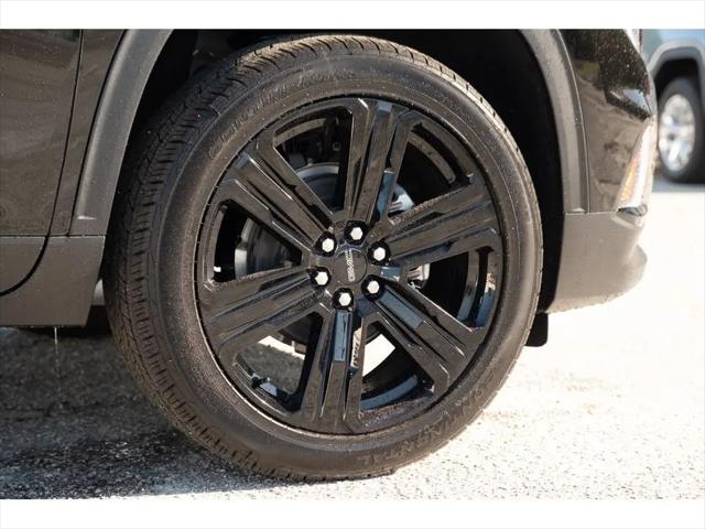 2026 GMC Acadia Elevation FWD