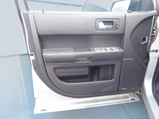 2010 Ford Flex SE