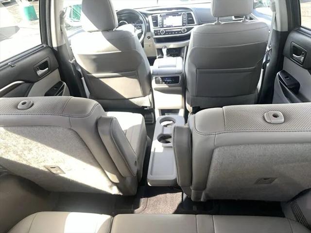 2015 Toyota Highlander Limited V6