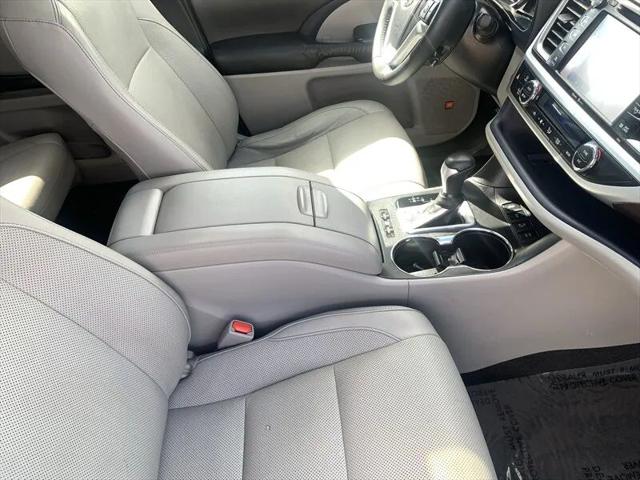 2015 Toyota Highlander Limited V6