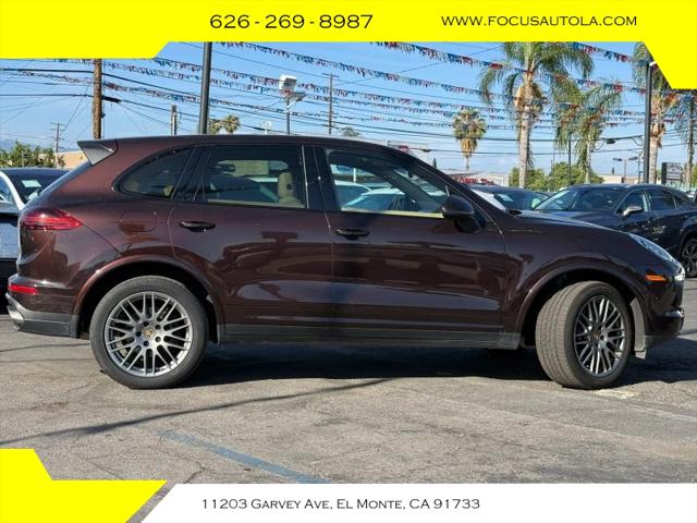2017 Porsche Cayenne Platinum Edition
