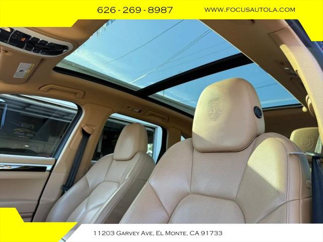 2017 Porsche Cayenne Platinum Edition