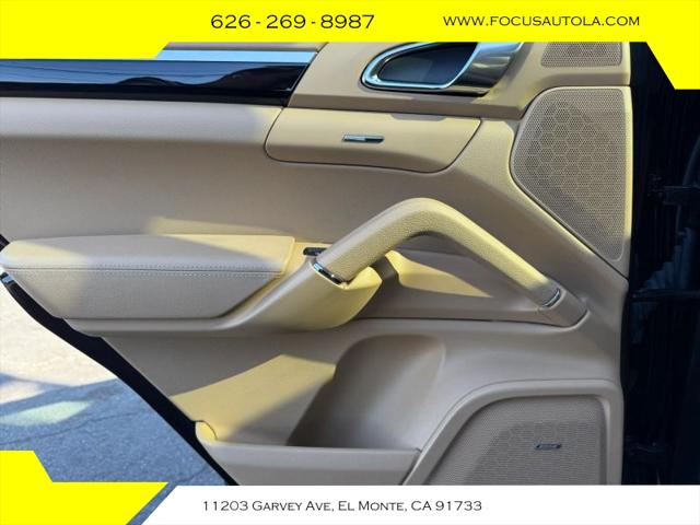 2017 Porsche Cayenne Platinum Edition