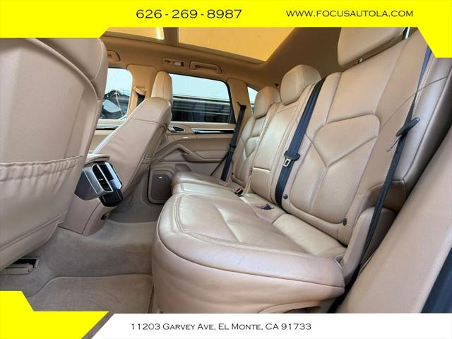 2017 Porsche Cayenne Platinum Edition