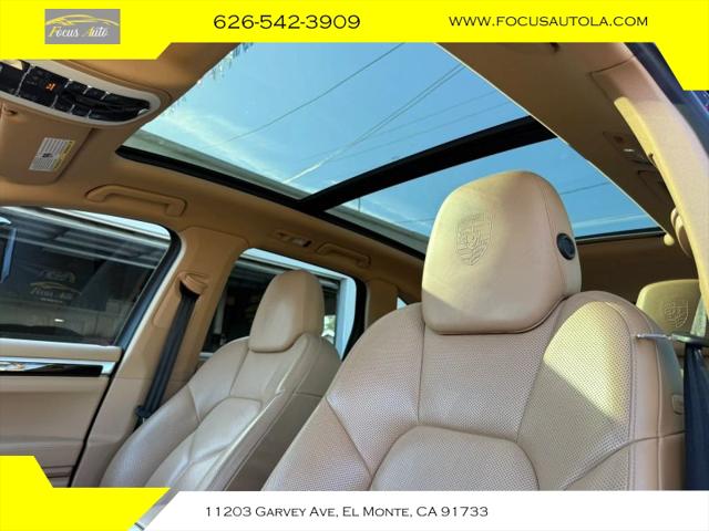 2017 Porsche Cayenne Platinum Edition