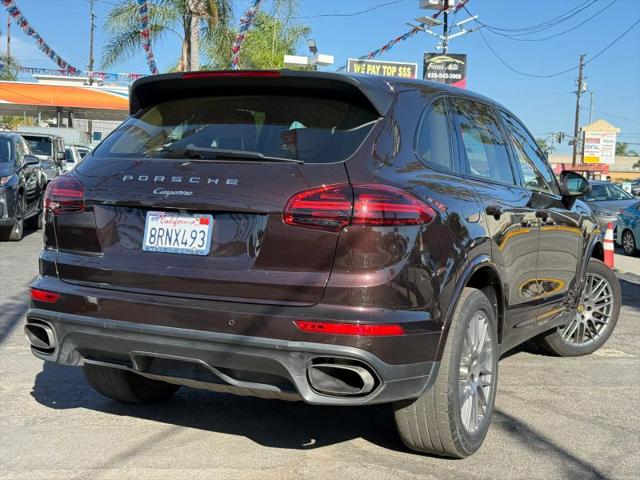 2017 Porsche Cayenne Platinum Edition