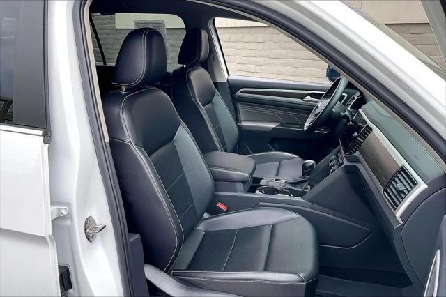 2022 Volkswagen Atlas 2.0T SE w/Technology