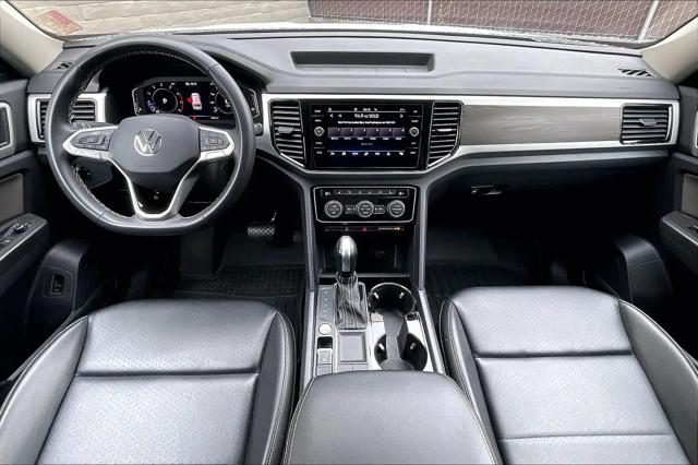 2022 Volkswagen Atlas 2.0T SE w/Technology
