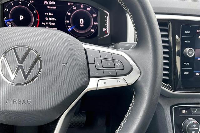 2022 Volkswagen Atlas 2.0T SE w/Technology