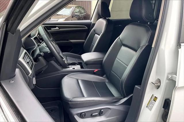 2022 Volkswagen Atlas 2.0T SE w/Technology
