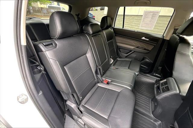 2022 Volkswagen Atlas 2.0T SE w/Technology