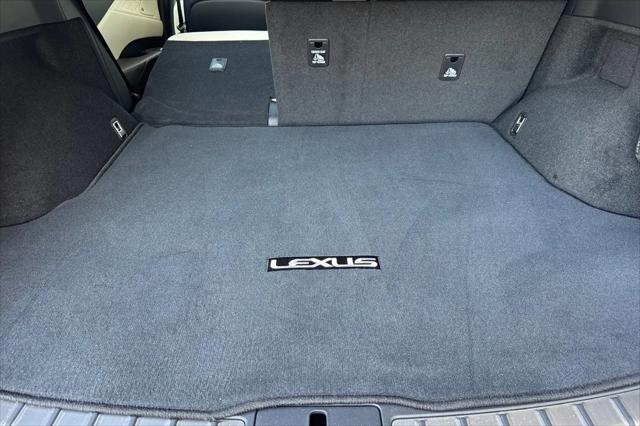 2026 Lexus RX 450h+ Luxury