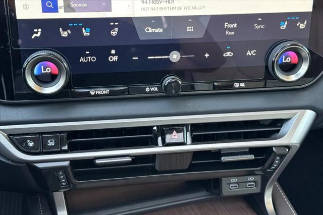 2026 Lexus RX 450h+ Luxury