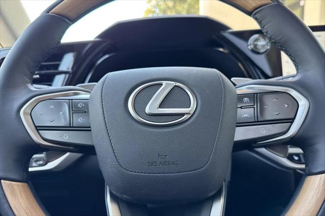 2026 Lexus RX 450h+ Luxury