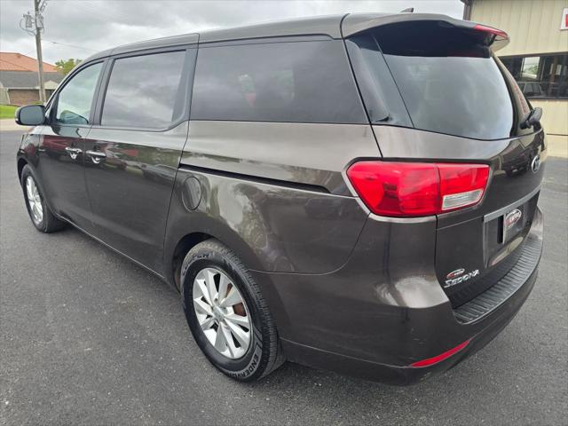 2017 Kia Sedona LX