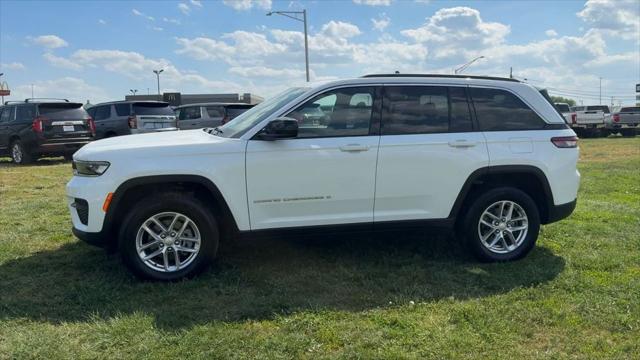2025 Jeep Grand Cherokee Laredo X 4x4