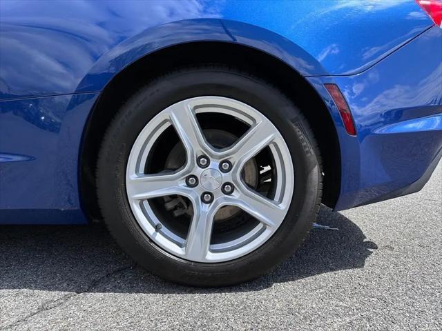 2021 Chevrolet Camaro RWD Coupe 1LT