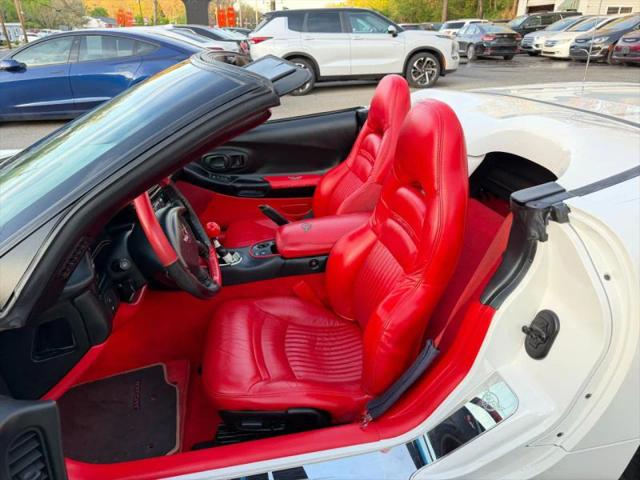 2002 Chevrolet Corvette Base