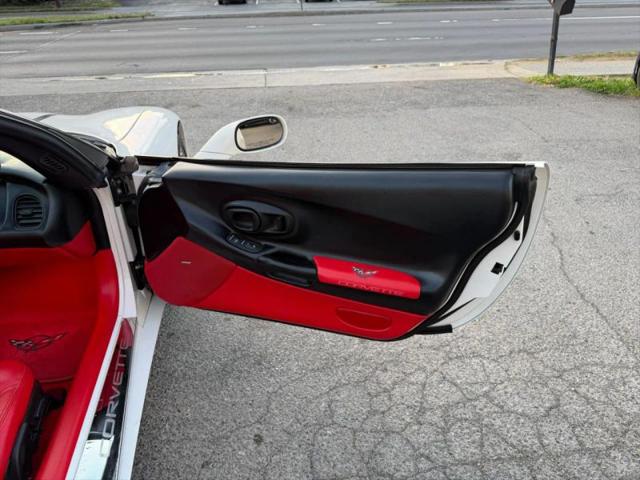 2002 Chevrolet Corvette Base