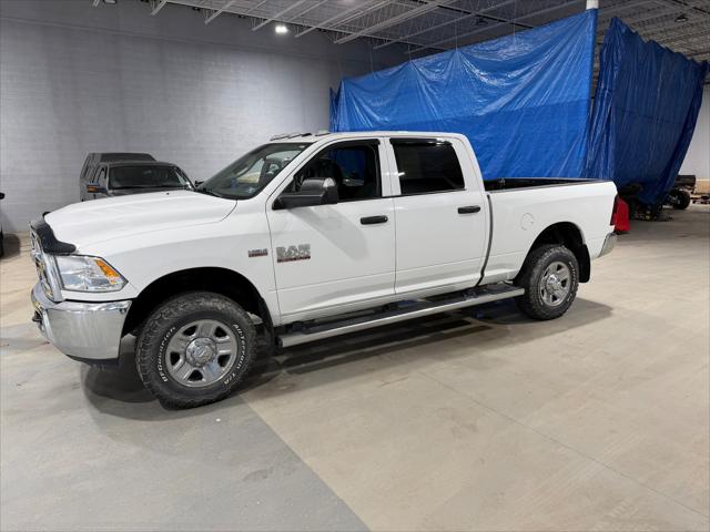 2017 RAM 2500 Tradesman Crew Cab 4x4 64 Box