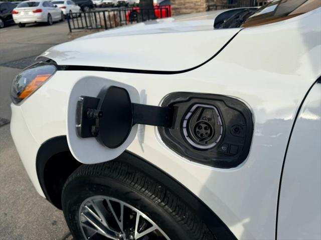 2022 Ford Escape SE Plug-In Hybrid