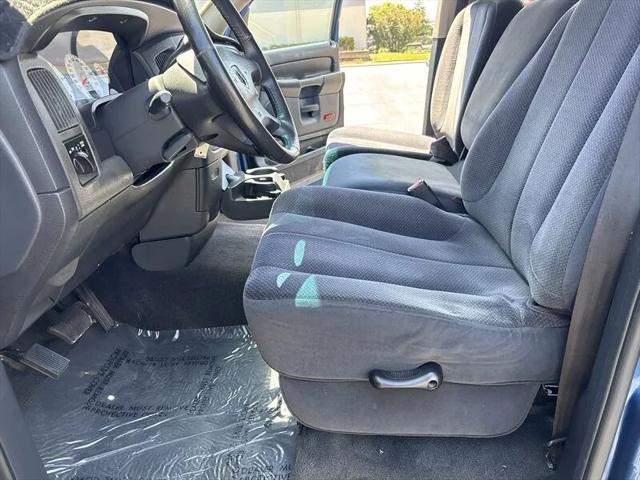 2002 Dodge Ram 1500 Base