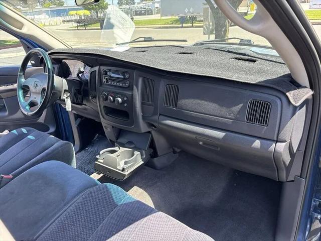2002 Dodge Ram 1500 Base