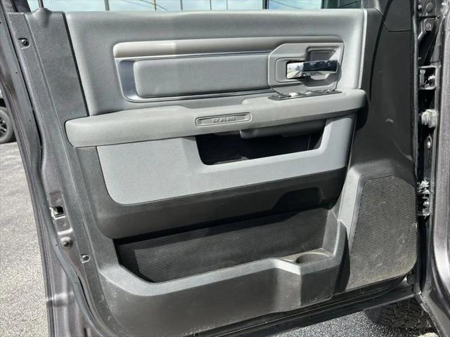 2019 Ram 1500 Classic Big Horn Crew Cab 4x4 6'4" Box