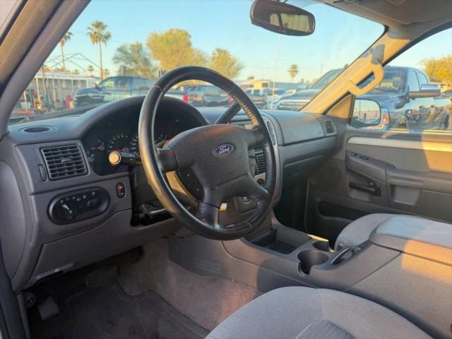 2004 Ford Explorer XLT