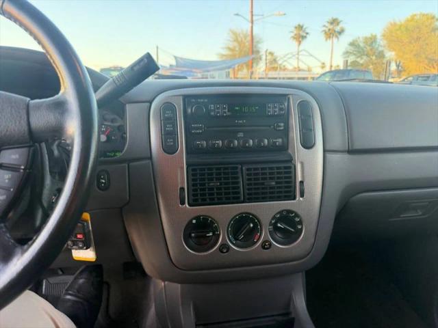 2004 Ford Explorer XLT