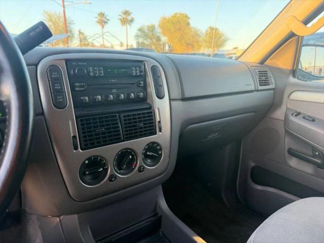 2004 Ford Explorer XLT