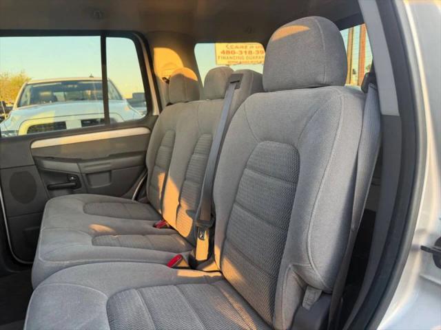 2004 Ford Explorer XLT