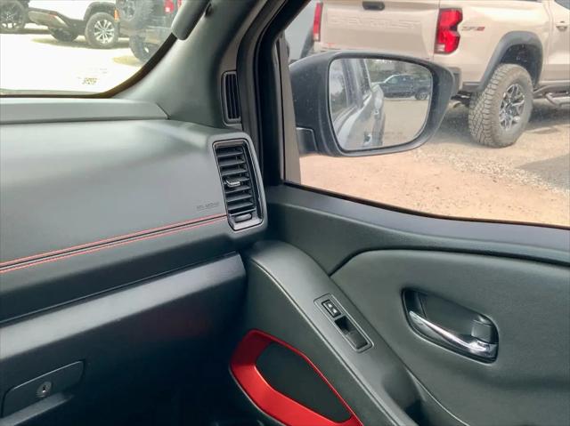 2023 Nissan Frontier Crew Cab PRO-4X 4x4