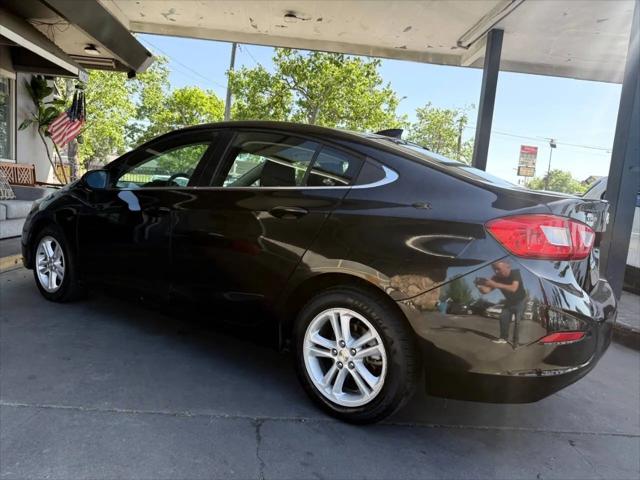2018 Chevrolet Cruze LT Auto