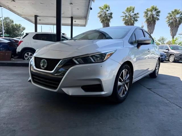 2020 Nissan Versa SV Xtronic CVT