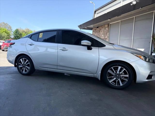 2020 Nissan Versa SV Xtronic CVT