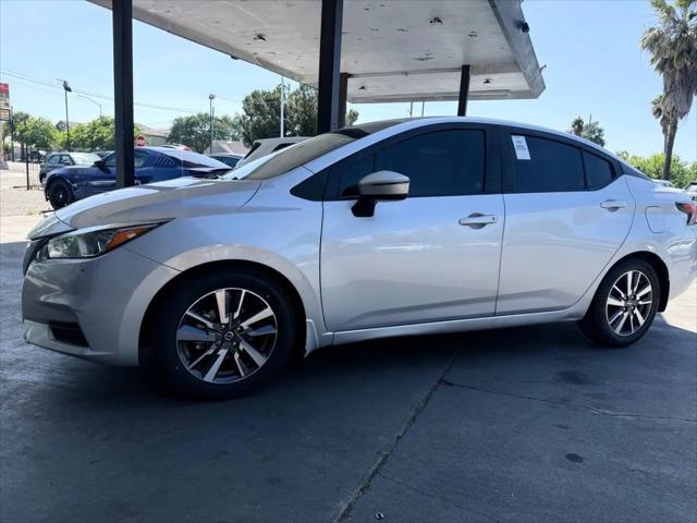 2020 Nissan Versa SV Xtronic CVT