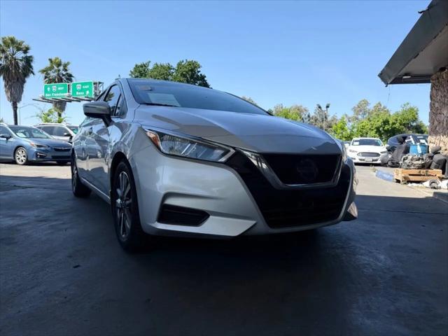 2020 Nissan Versa SV Xtronic CVT