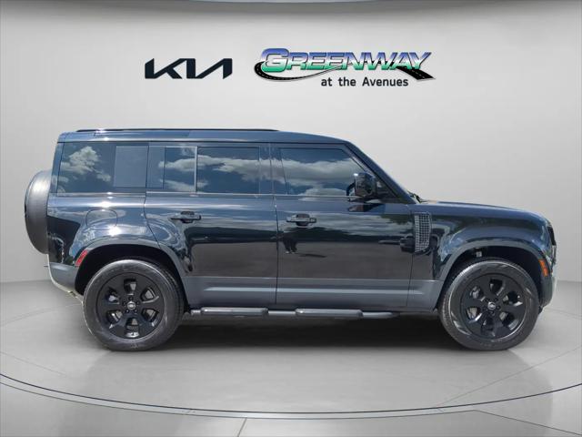 2025 Land Rover Defender 110 P400 S