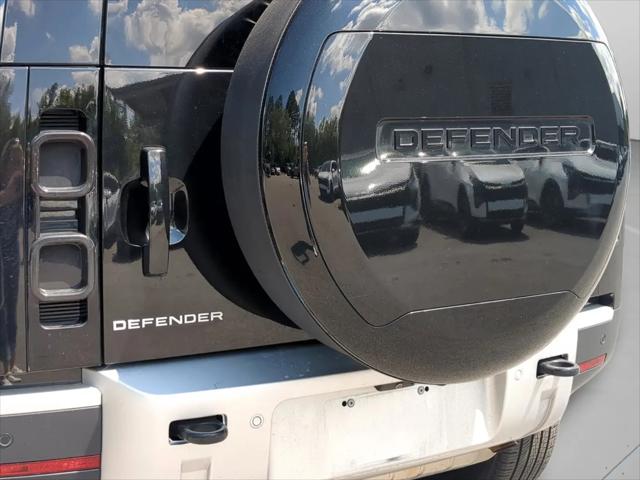 2025 Land Rover Defender 110 P400 S