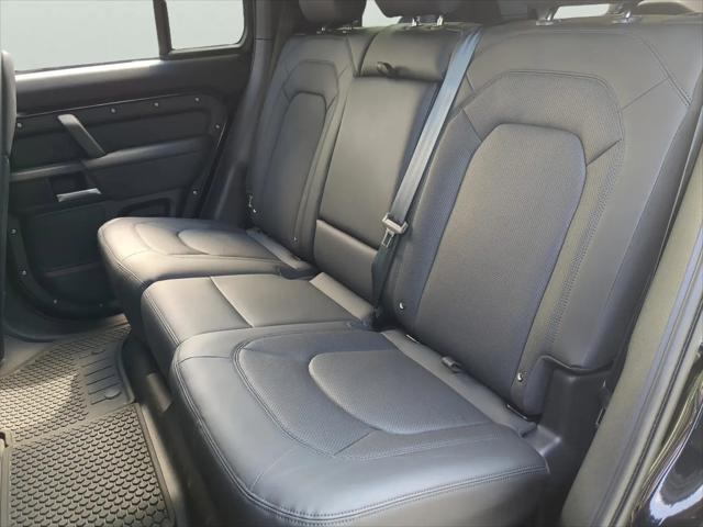 2025 Land Rover Defender 110 P400 S