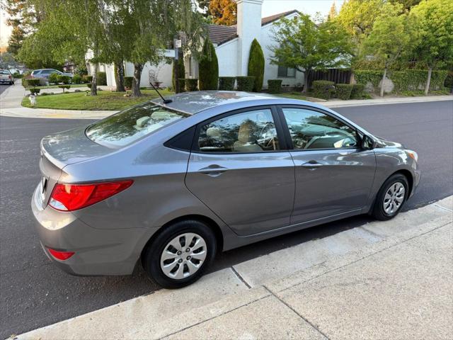 2017 Hyundai Accent SE