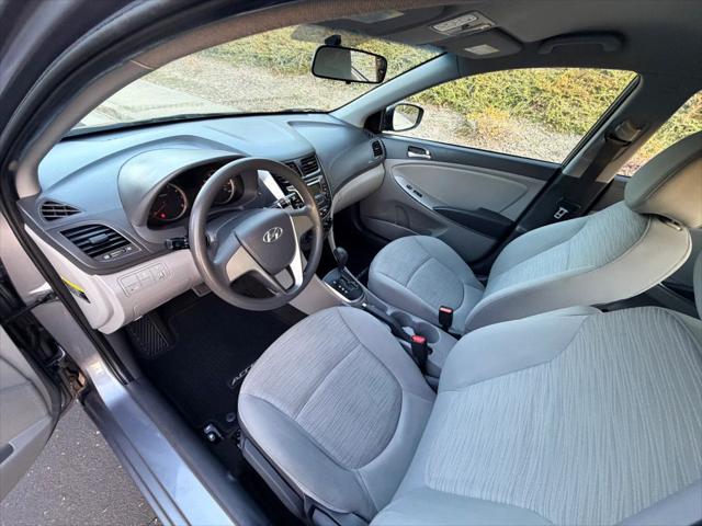 2017 Hyundai Accent SE