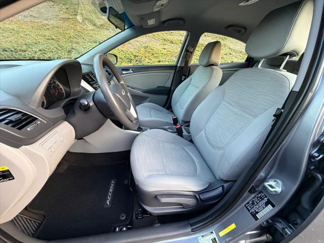 2017 Hyundai Accent SE