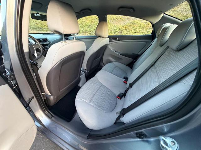 2017 Hyundai Accent SE
