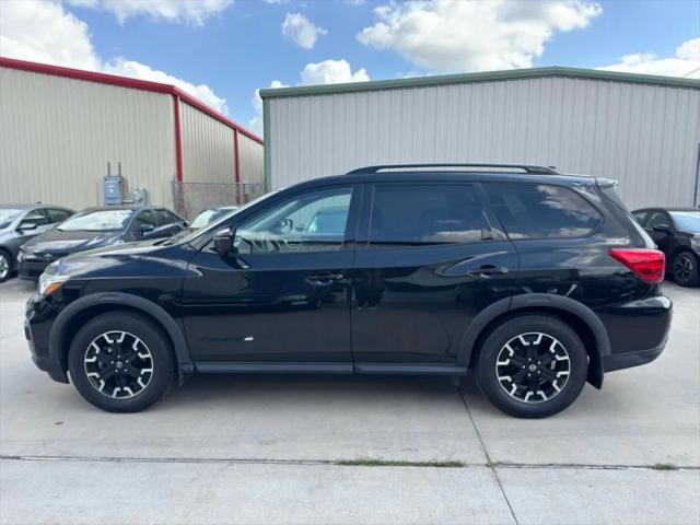 2020 Nissan Pathfinder SL 2WD