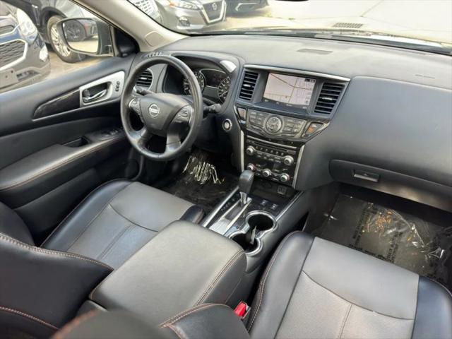 2020 Nissan Pathfinder SL 2WD