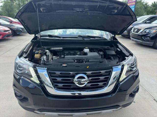 2020 Nissan Pathfinder SL 2WD